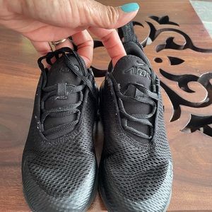 AIR MAX 270s BOYS-13